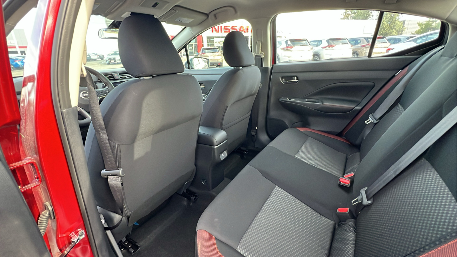 2024 Nissan Versa SR 18