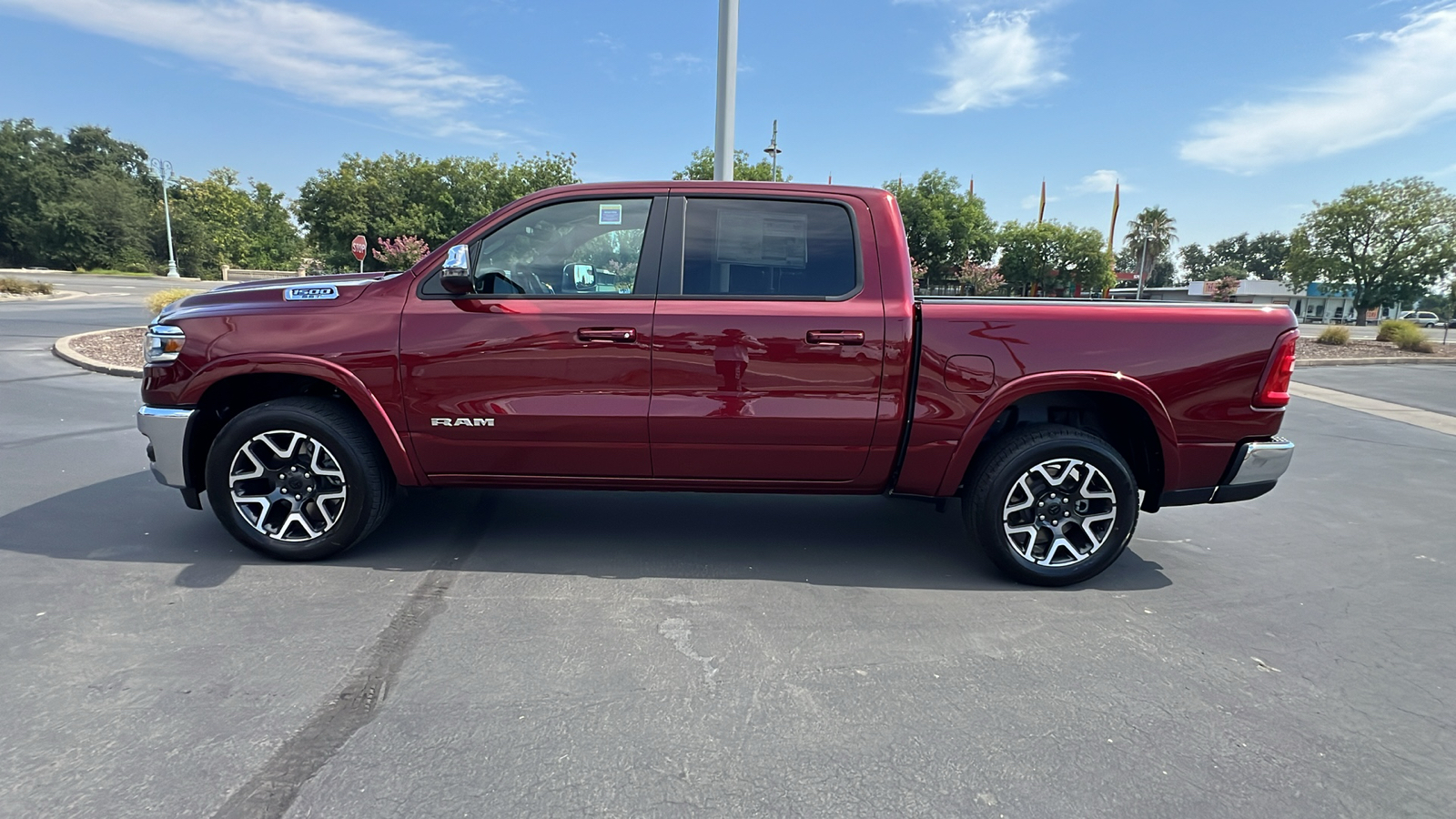 2025 Ram 1500 Laramie 8