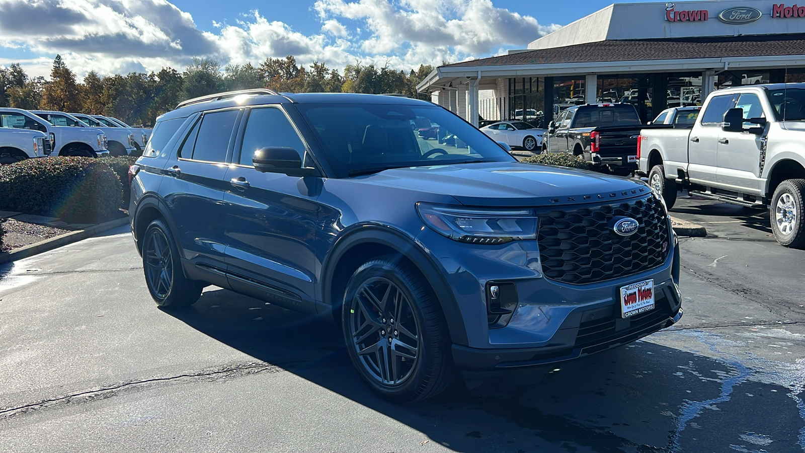 2025 Ford Explorer ST 2