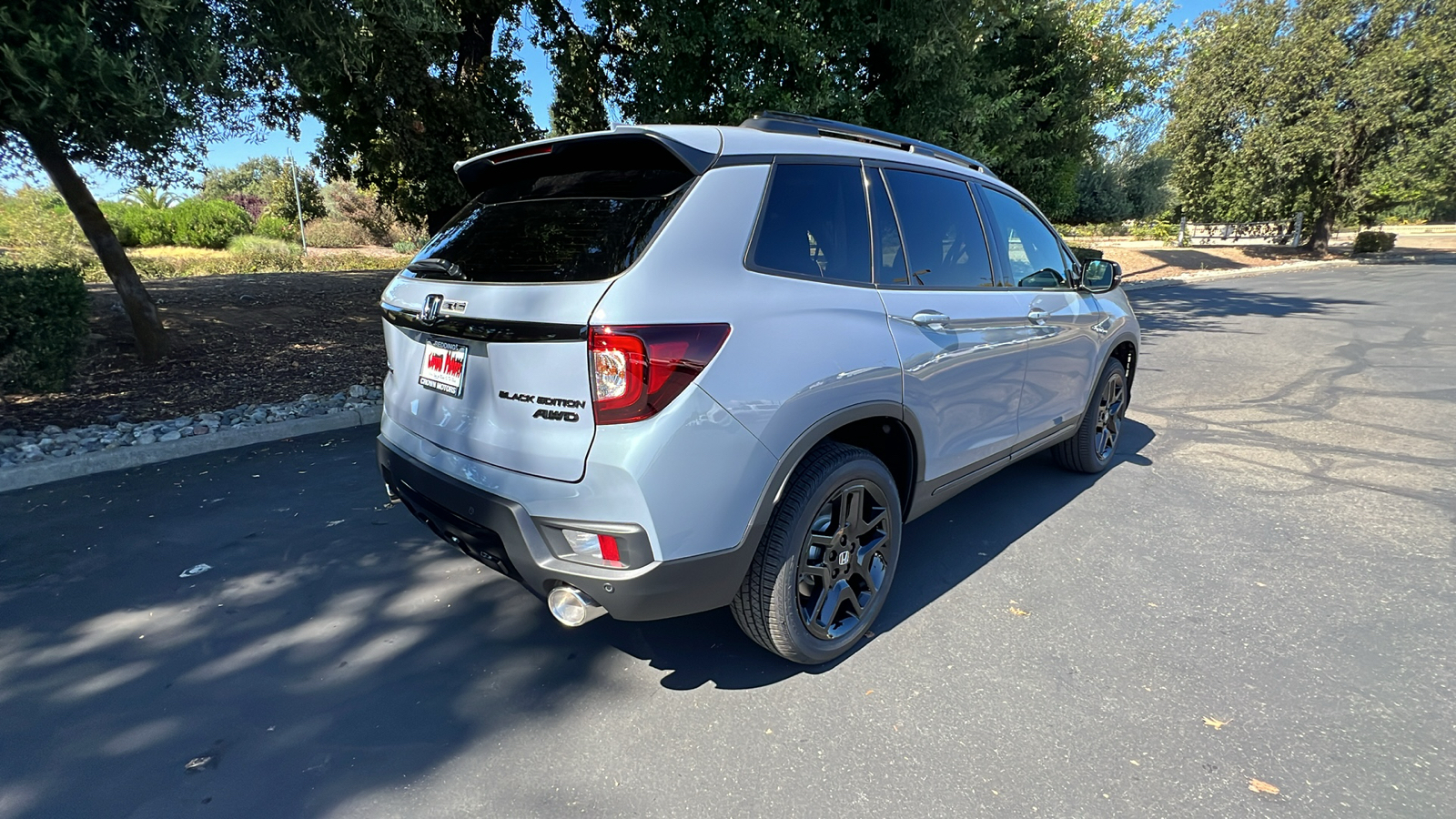 2025 Honda Passport Black Edition 4