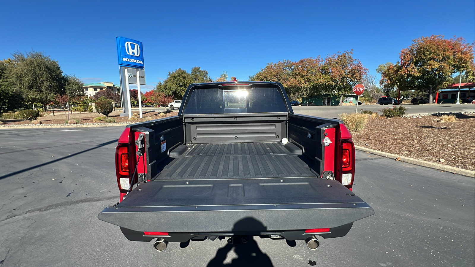 2025 Honda Ridgeline Black Edition 6