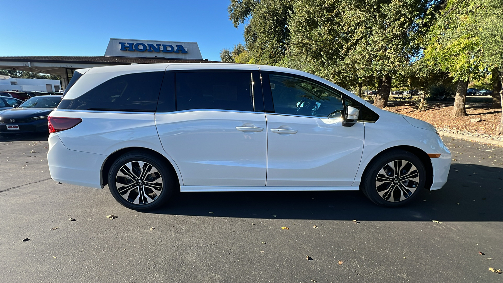 2025 Honda Odyssey Elite 3