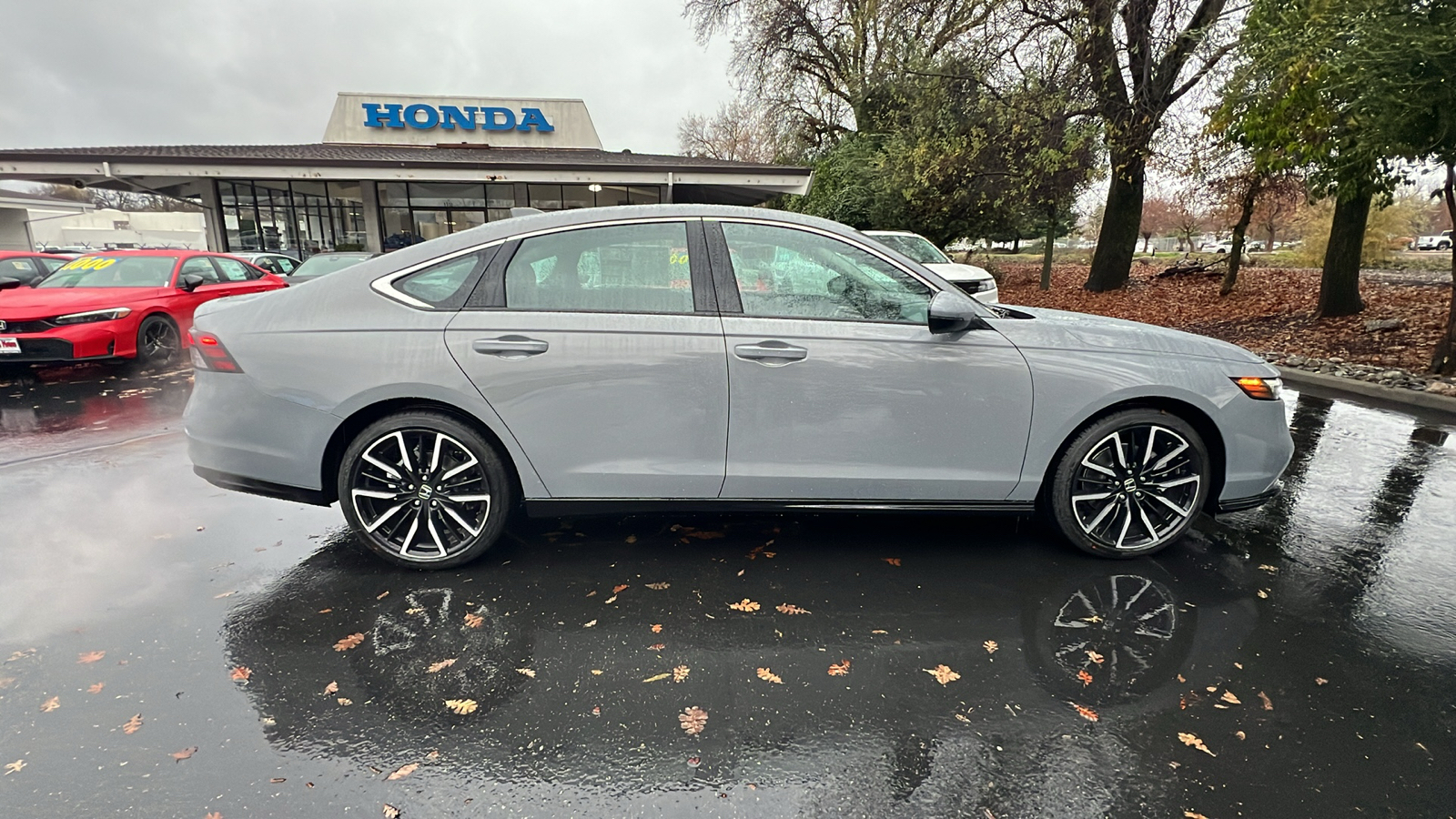 2025 Honda Accord Hybrid Touring 3