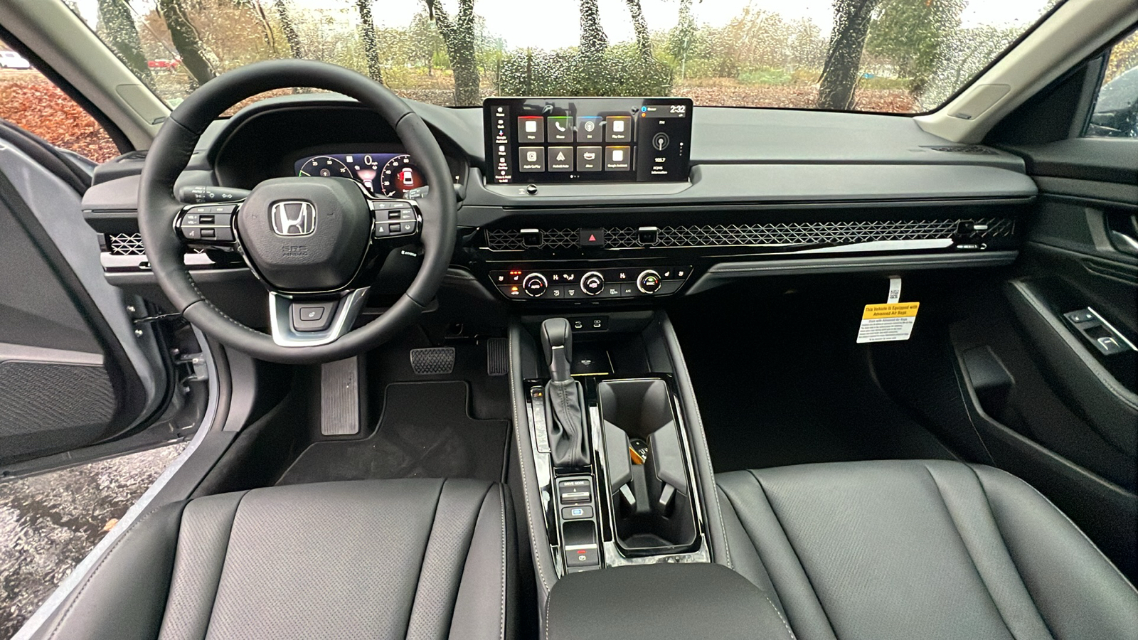 2025 Honda Accord Hybrid Touring 17