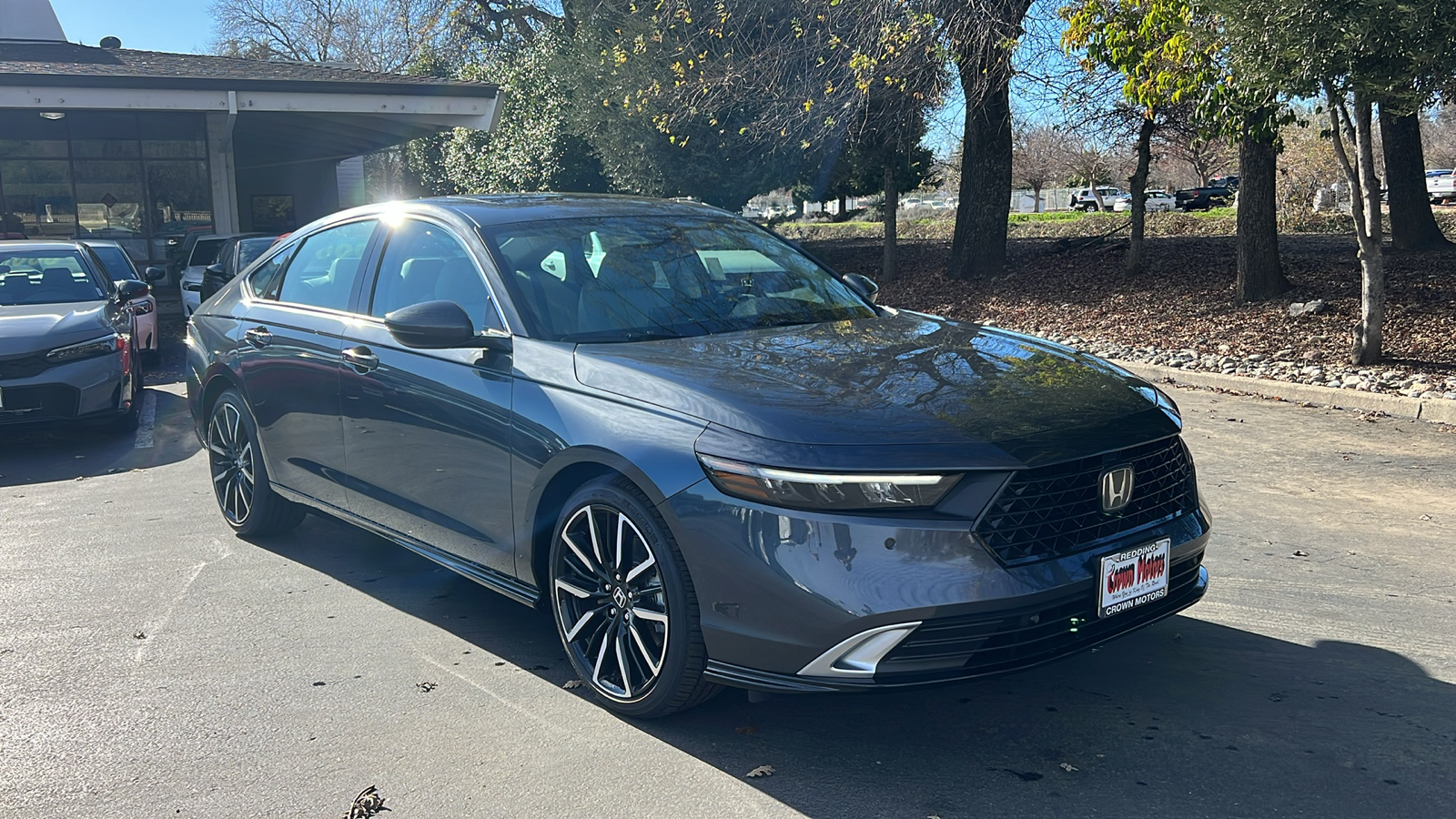 2025 Honda Accord Hybrid Touring 2