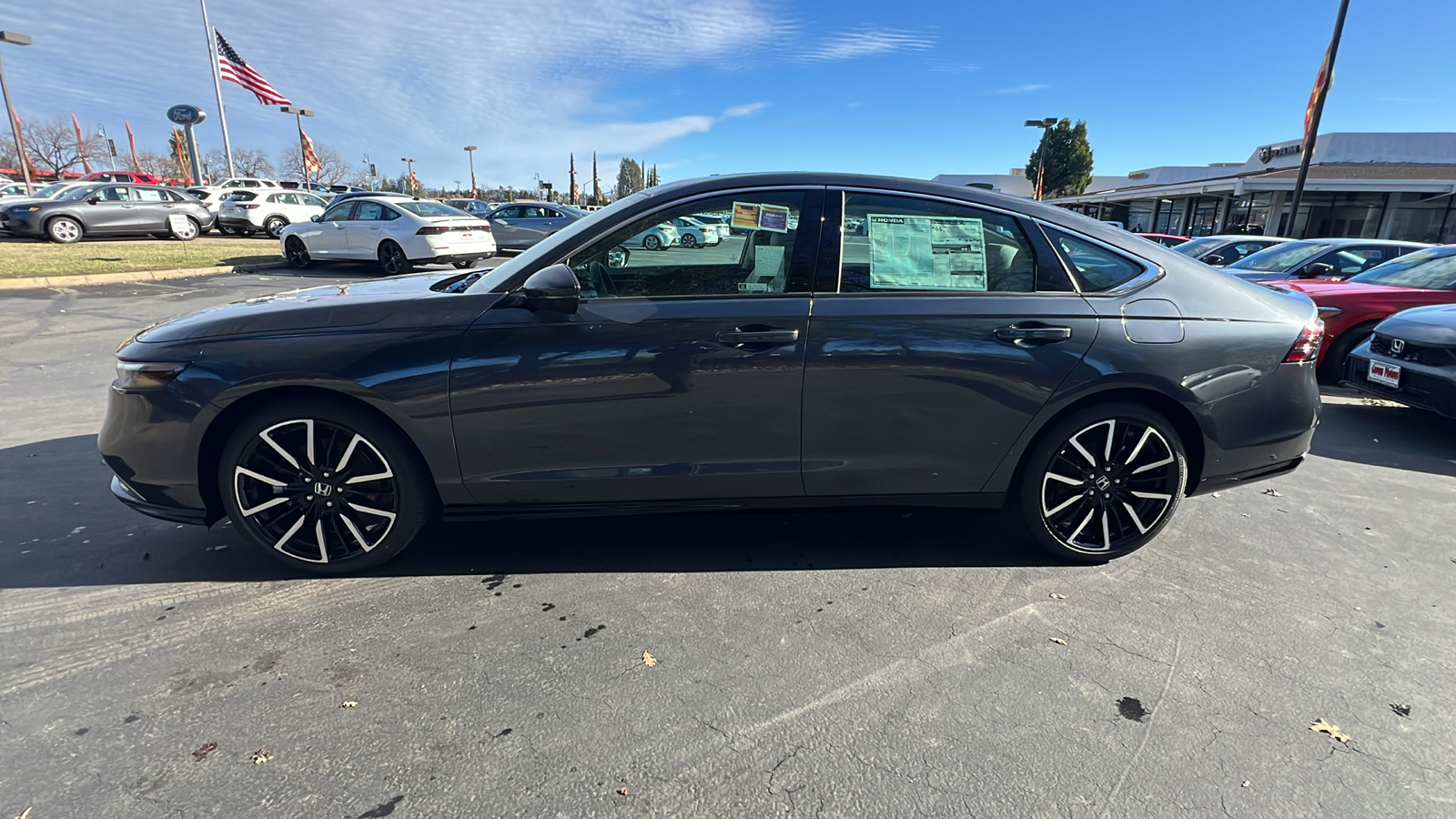 2025 Honda Accord Hybrid Touring 8