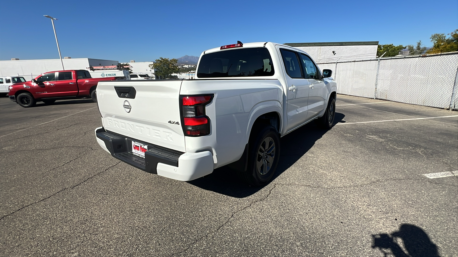 2025 Nissan Frontier SV 4