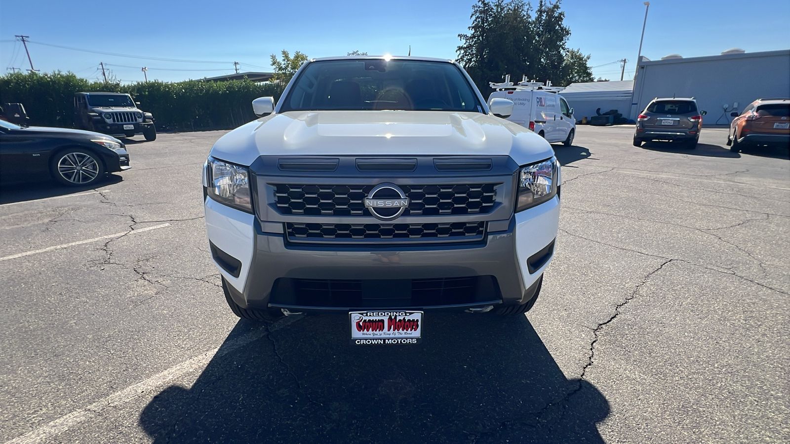 2025 Nissan Frontier SV 9