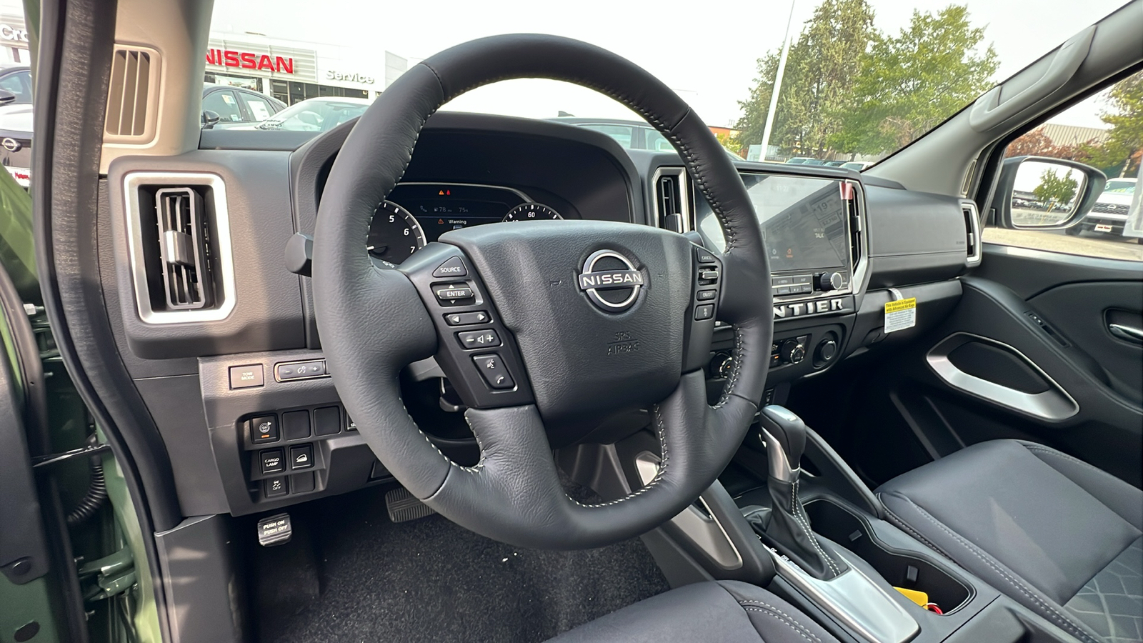 2025 Nissan Frontier SV 23