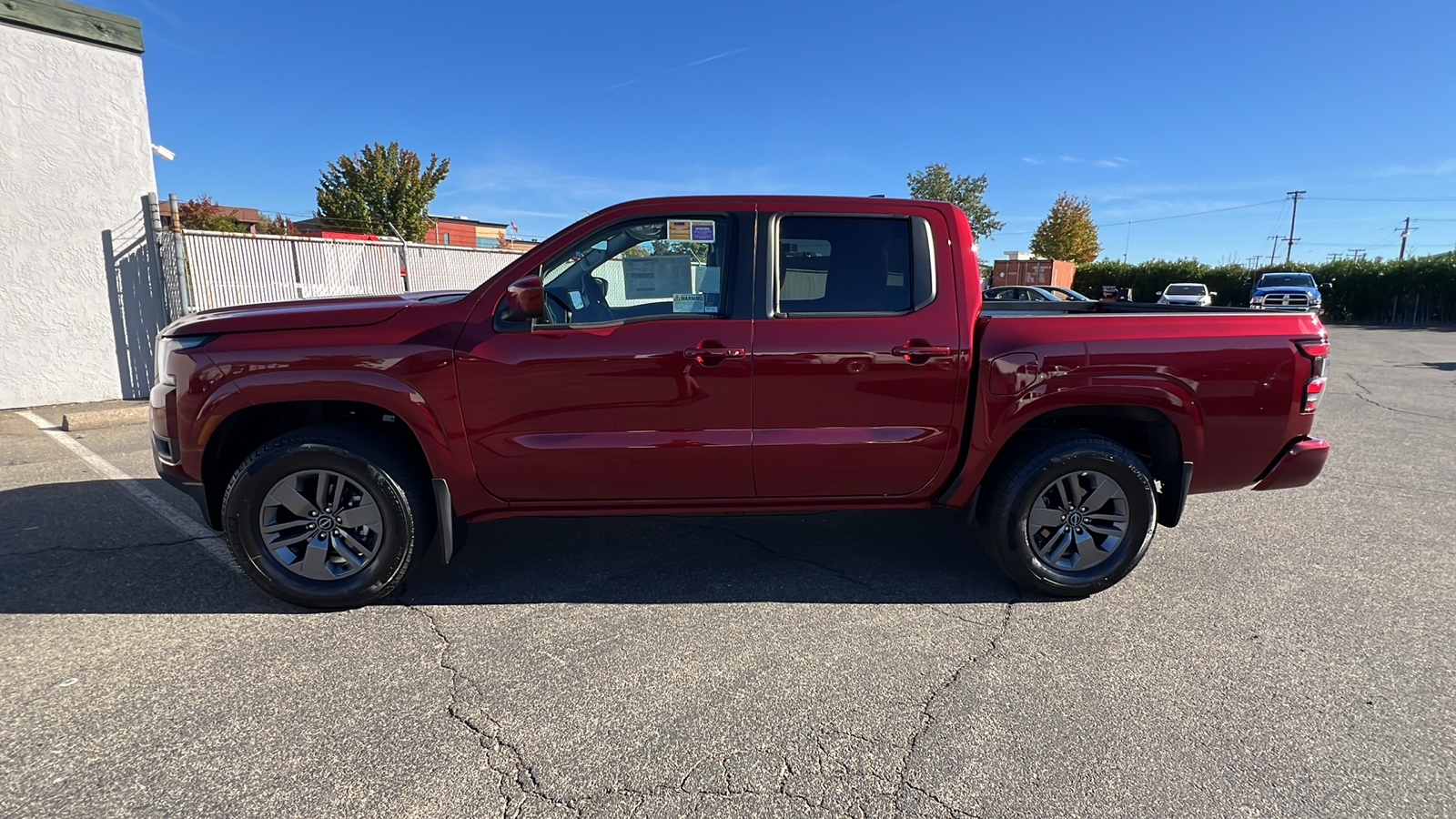 2025 Nissan Frontier SV 8