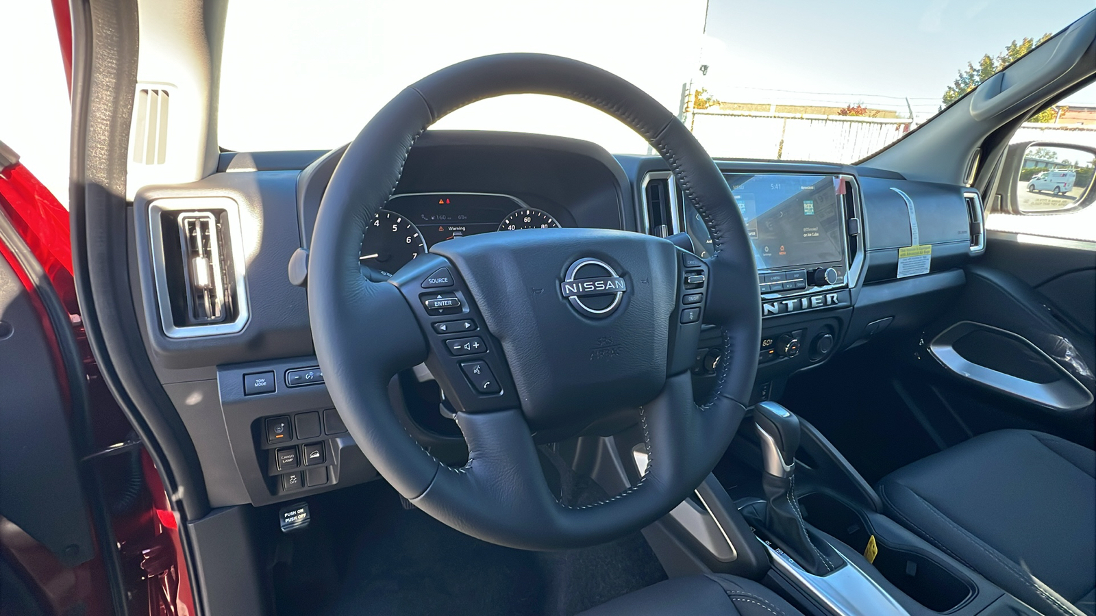 2025 Nissan Frontier SV 23