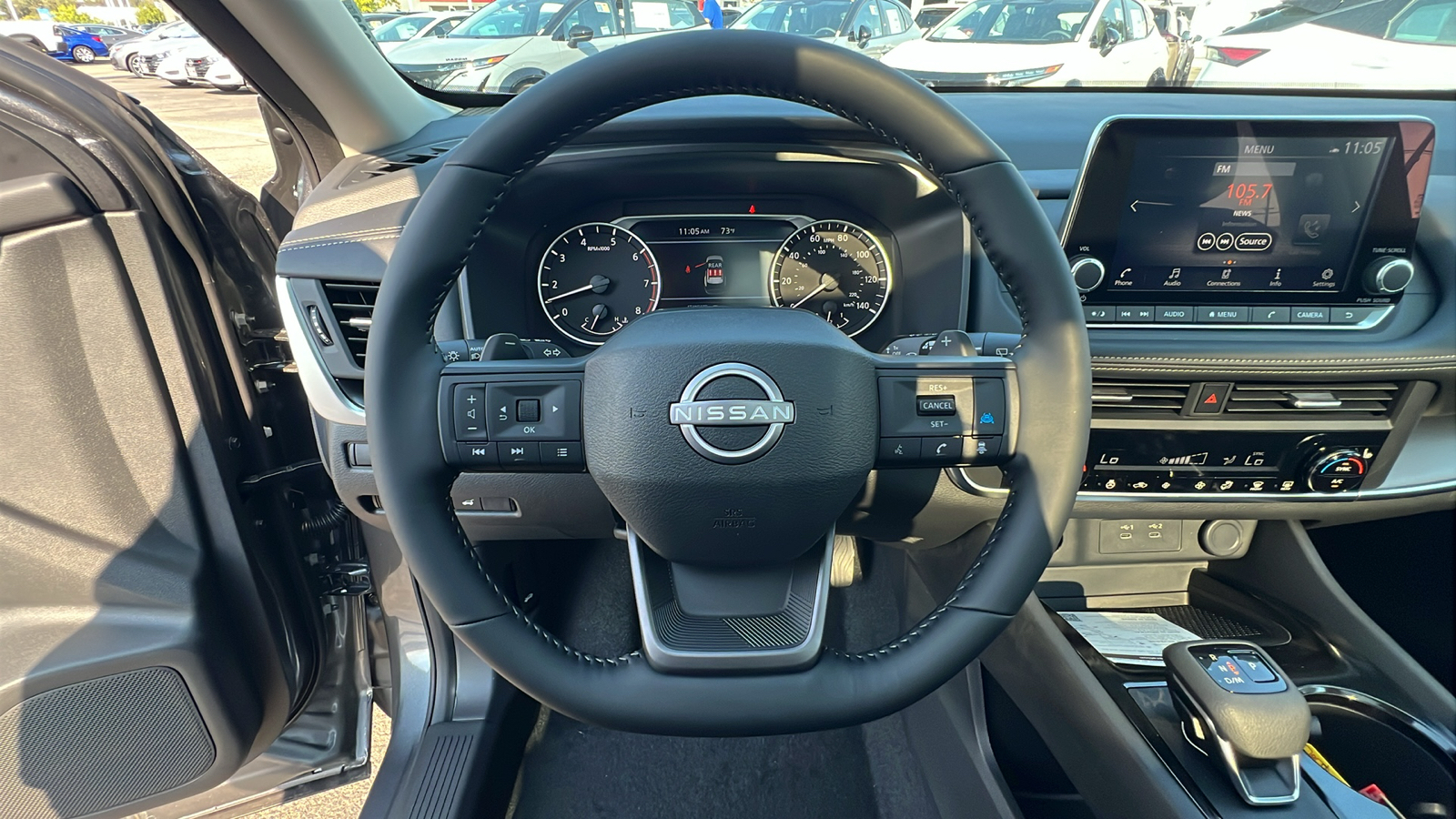 2025 Nissan Rogue SV 26