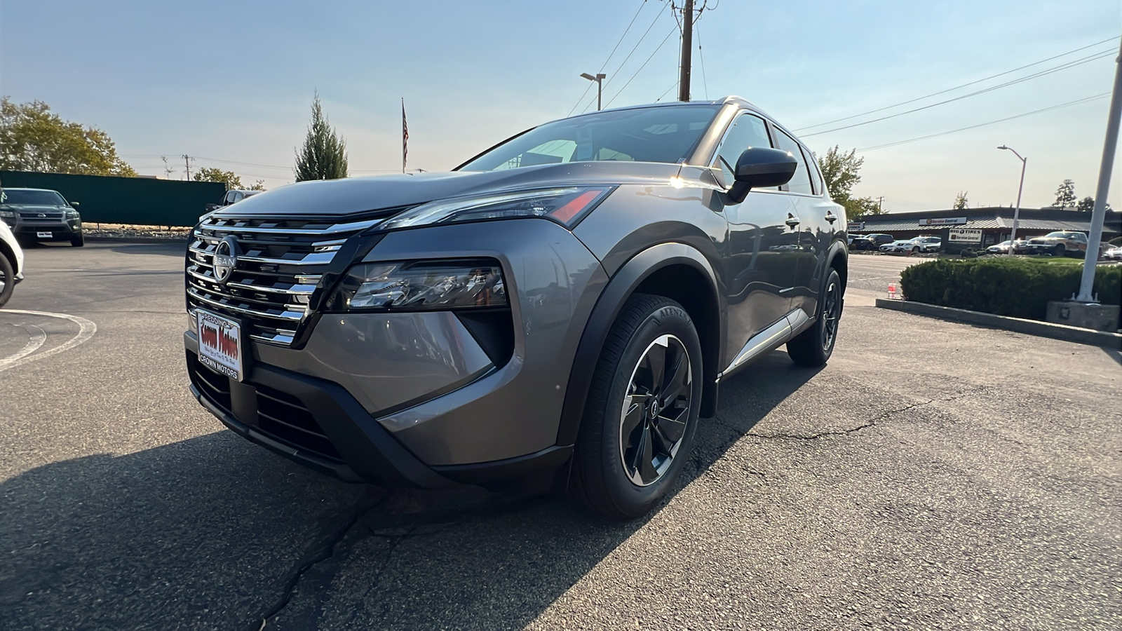 2025 Nissan Rogue SV 10