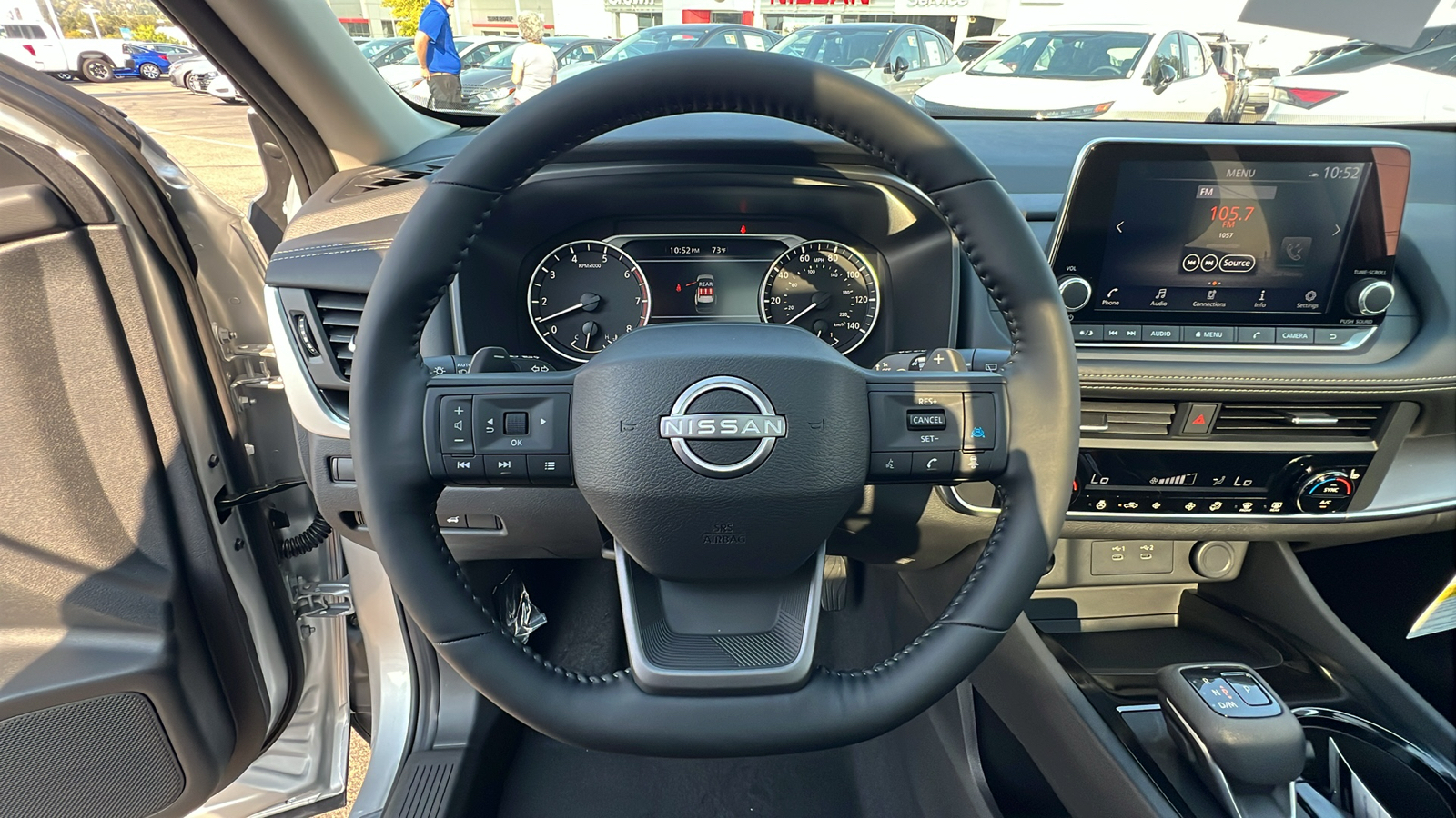 2025 Nissan Rogue SV 27