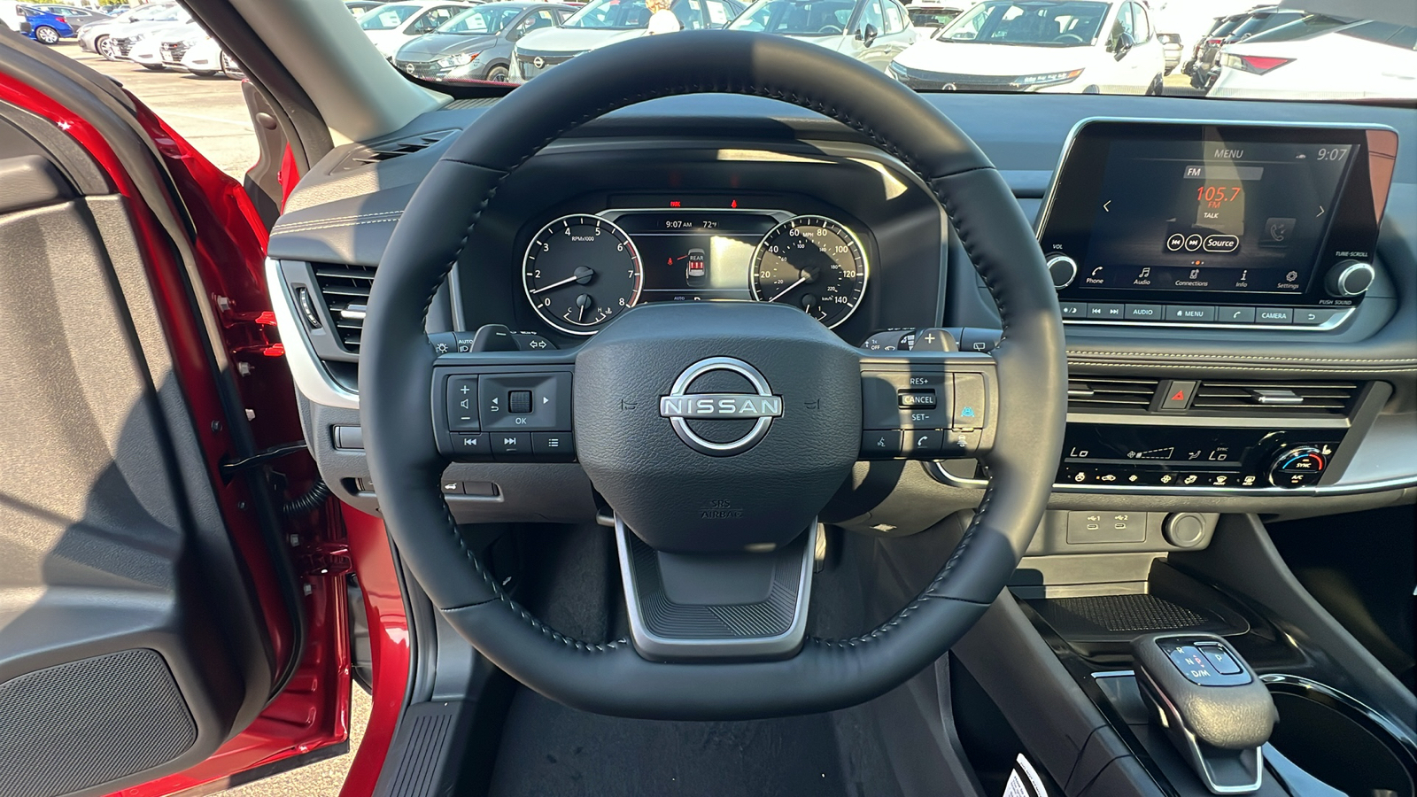 2025 Nissan Rogue SV 27