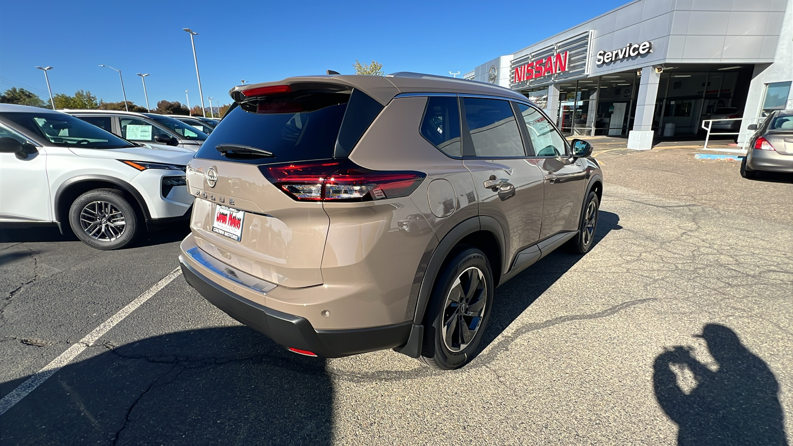 2025 Nissan Rogue SV 4