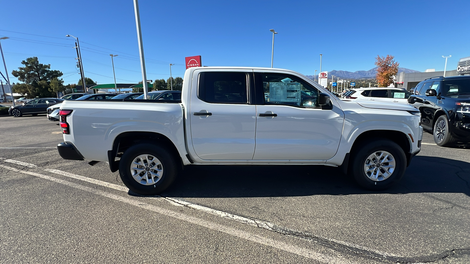 2025 Nissan Frontier S 3