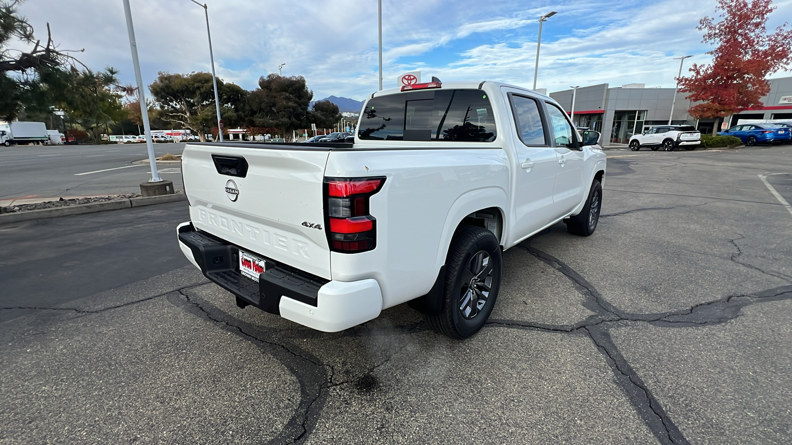 2025 Nissan Frontier SV 4