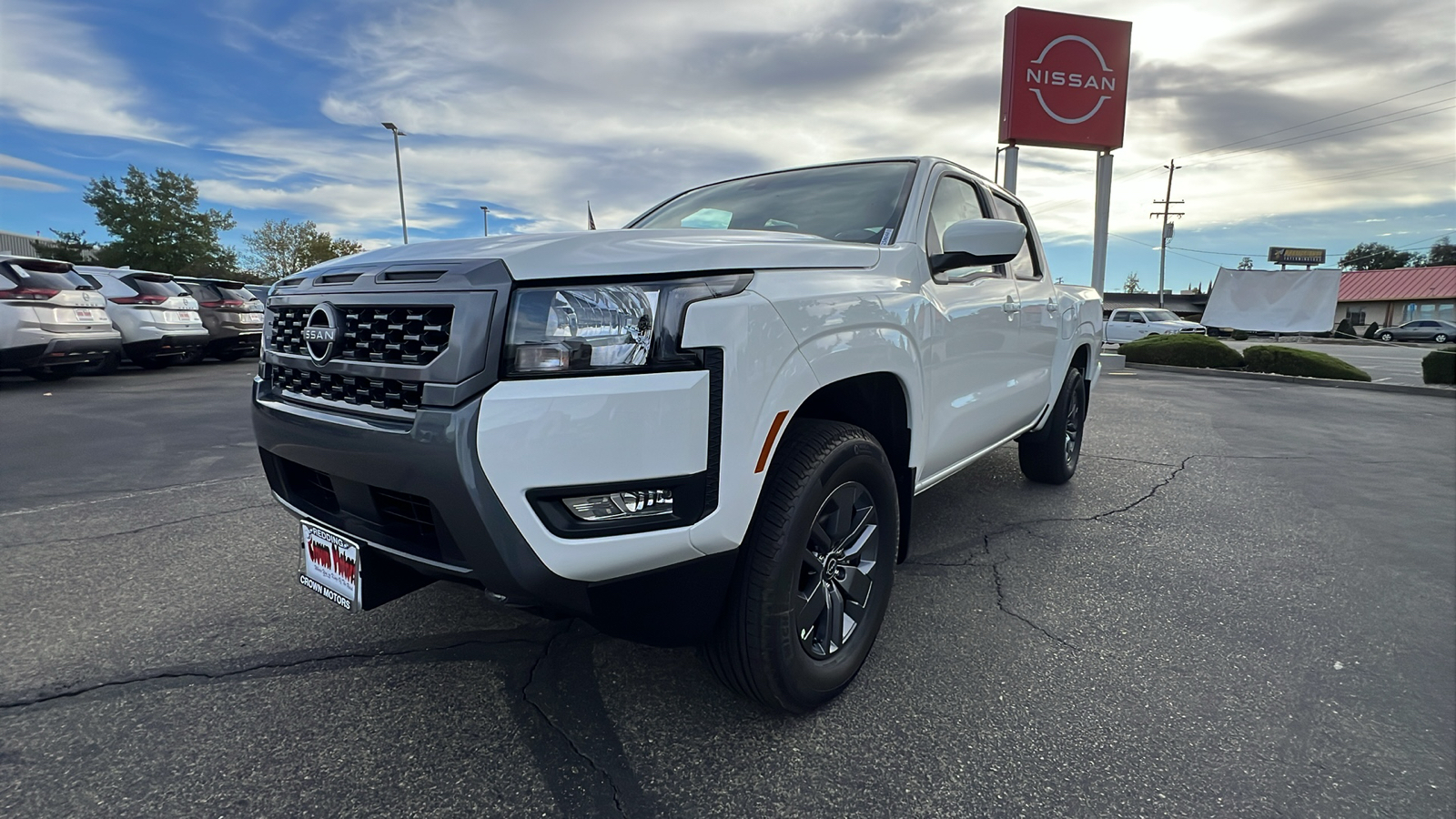 2025 Nissan Frontier SV 10