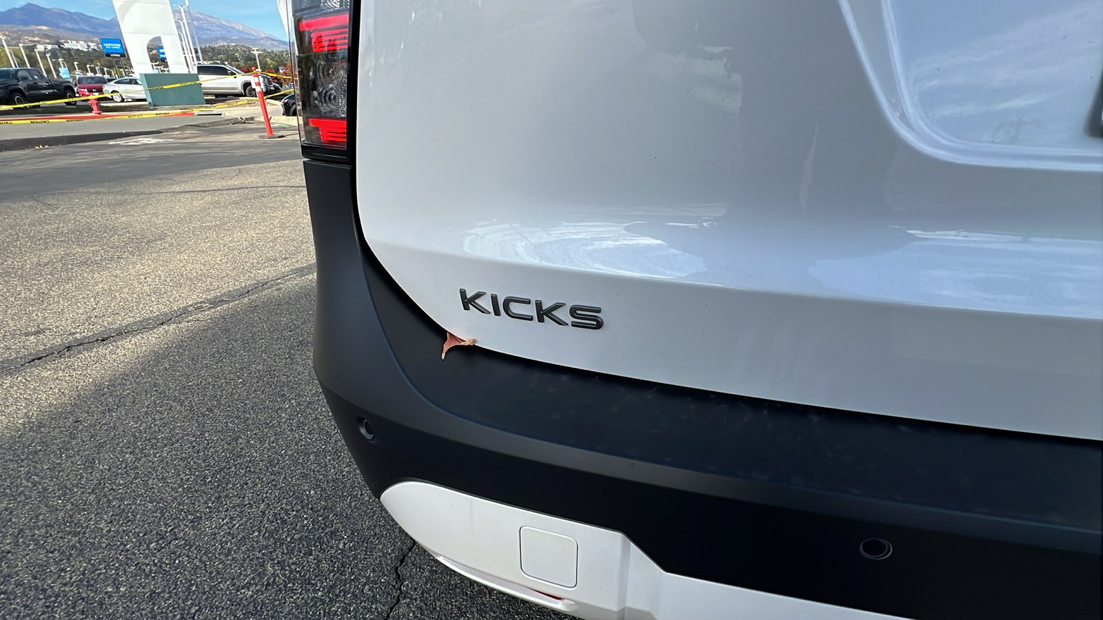 2025 Nissan Kicks SR 13