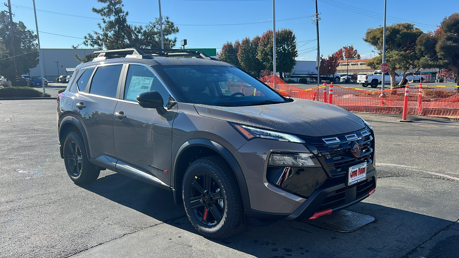 2025 Nissan Rogue Rock Creek 2