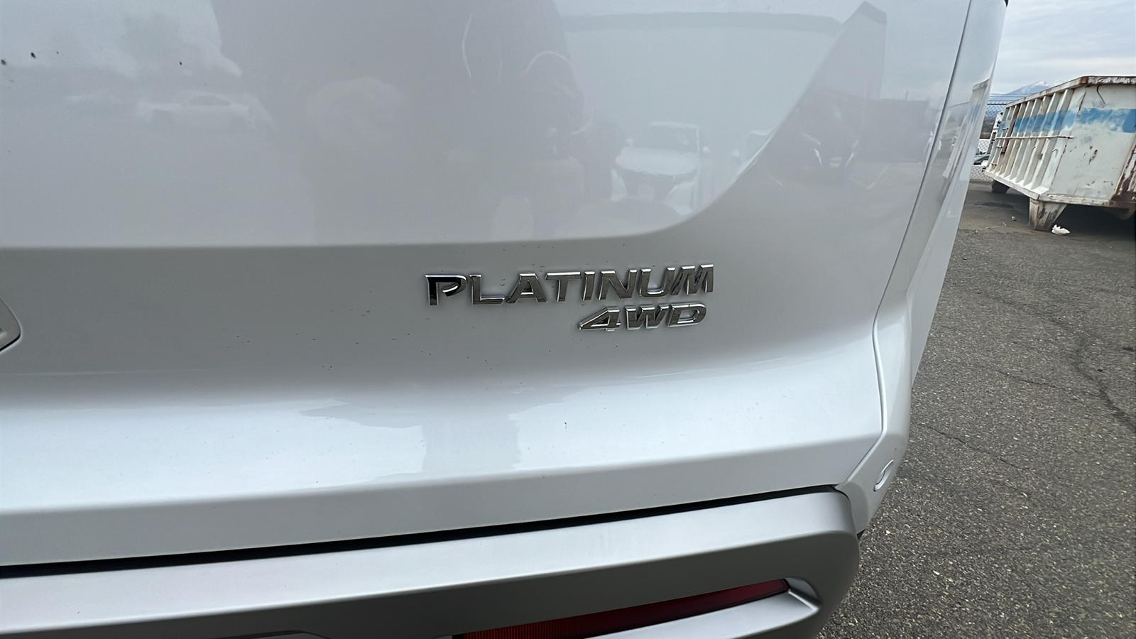 2025 Nissan Pathfinder Platinum 12