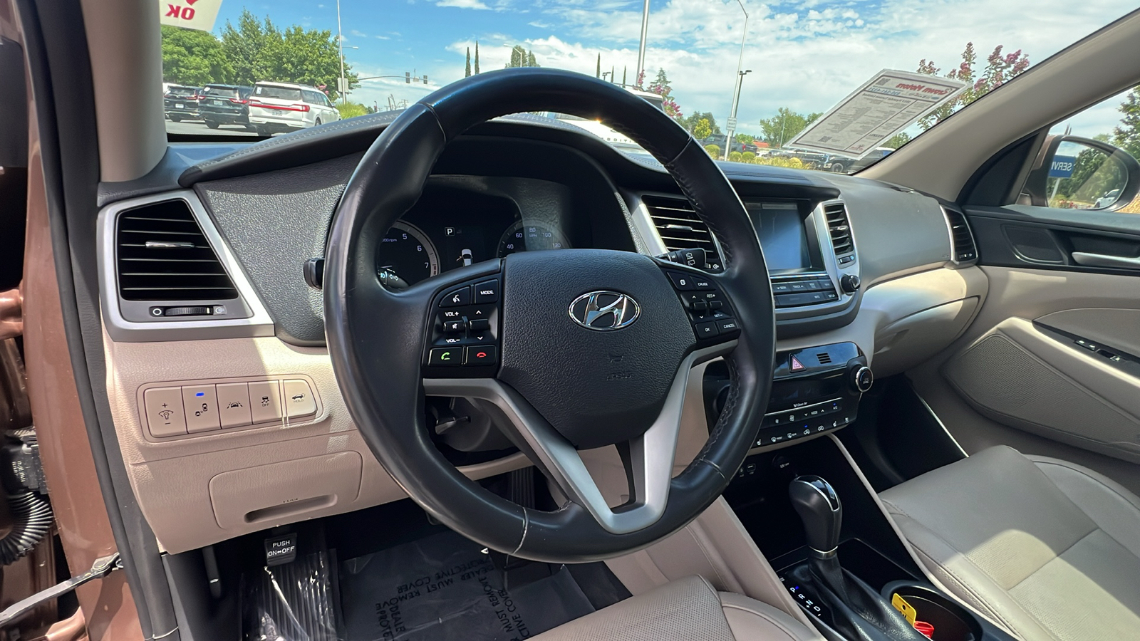 2017 Hyundai TUCSON  24