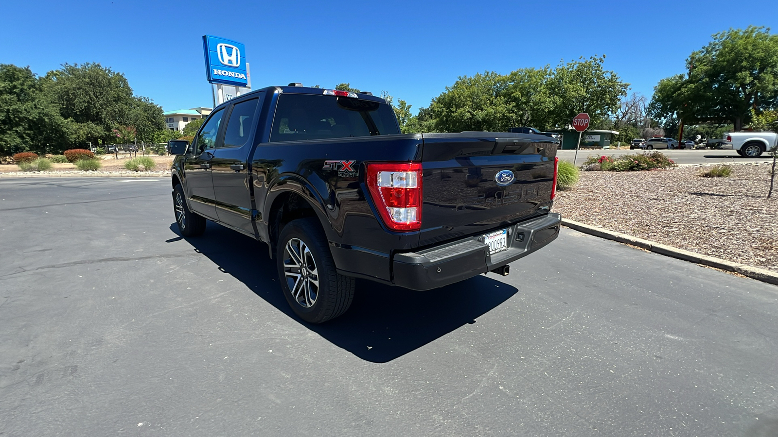 2023 Ford F-150 XL 7