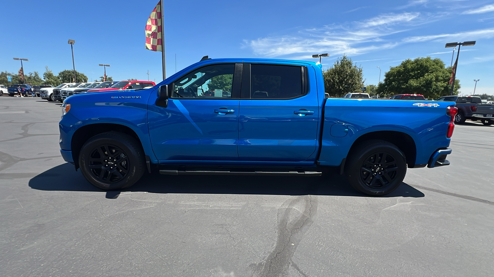 2023 Chevrolet Silverado 1500 RST 8