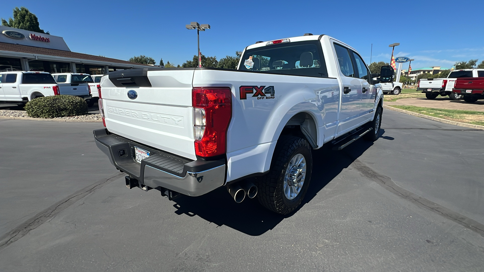 2022 Ford Super Duty F-350 SRW XL 4