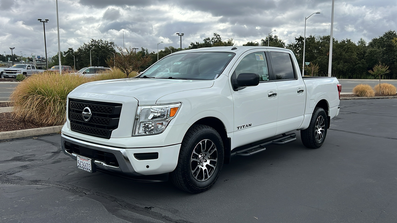 2021 Nissan Titan SV 1