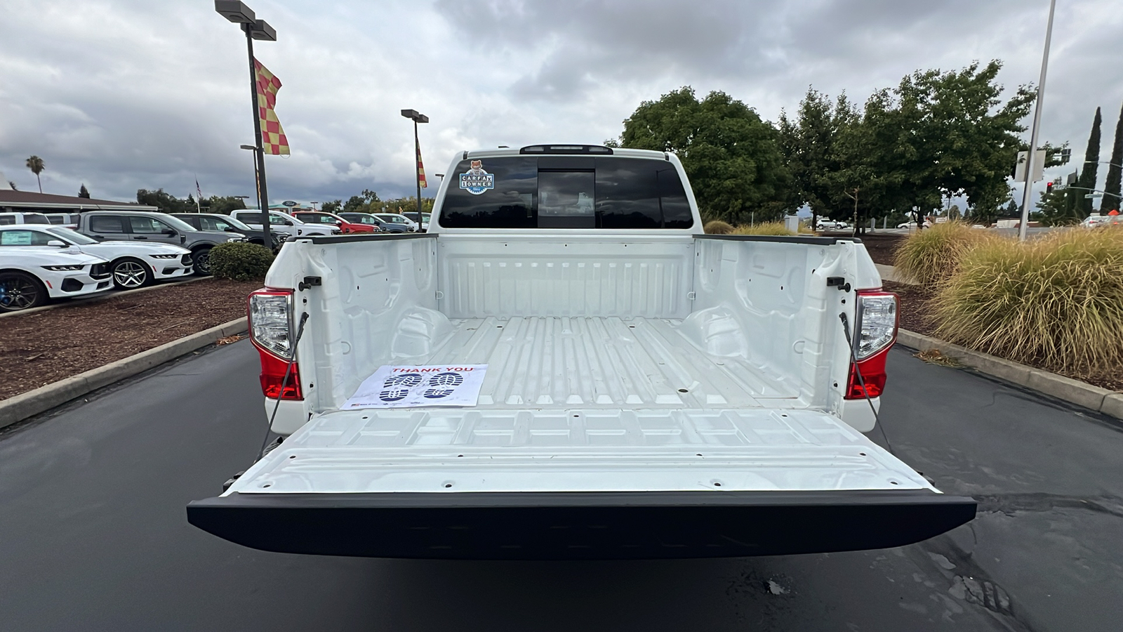 2021 Nissan Titan SV 6