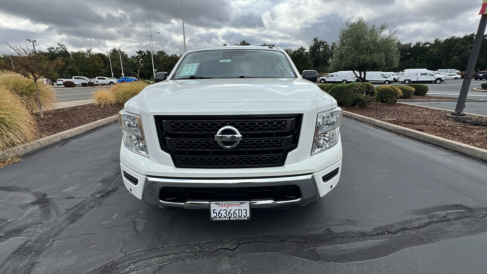 2021 Nissan Titan SV 9