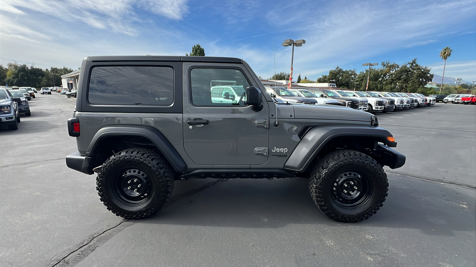 2019 Jeep Wrangler Sport 3