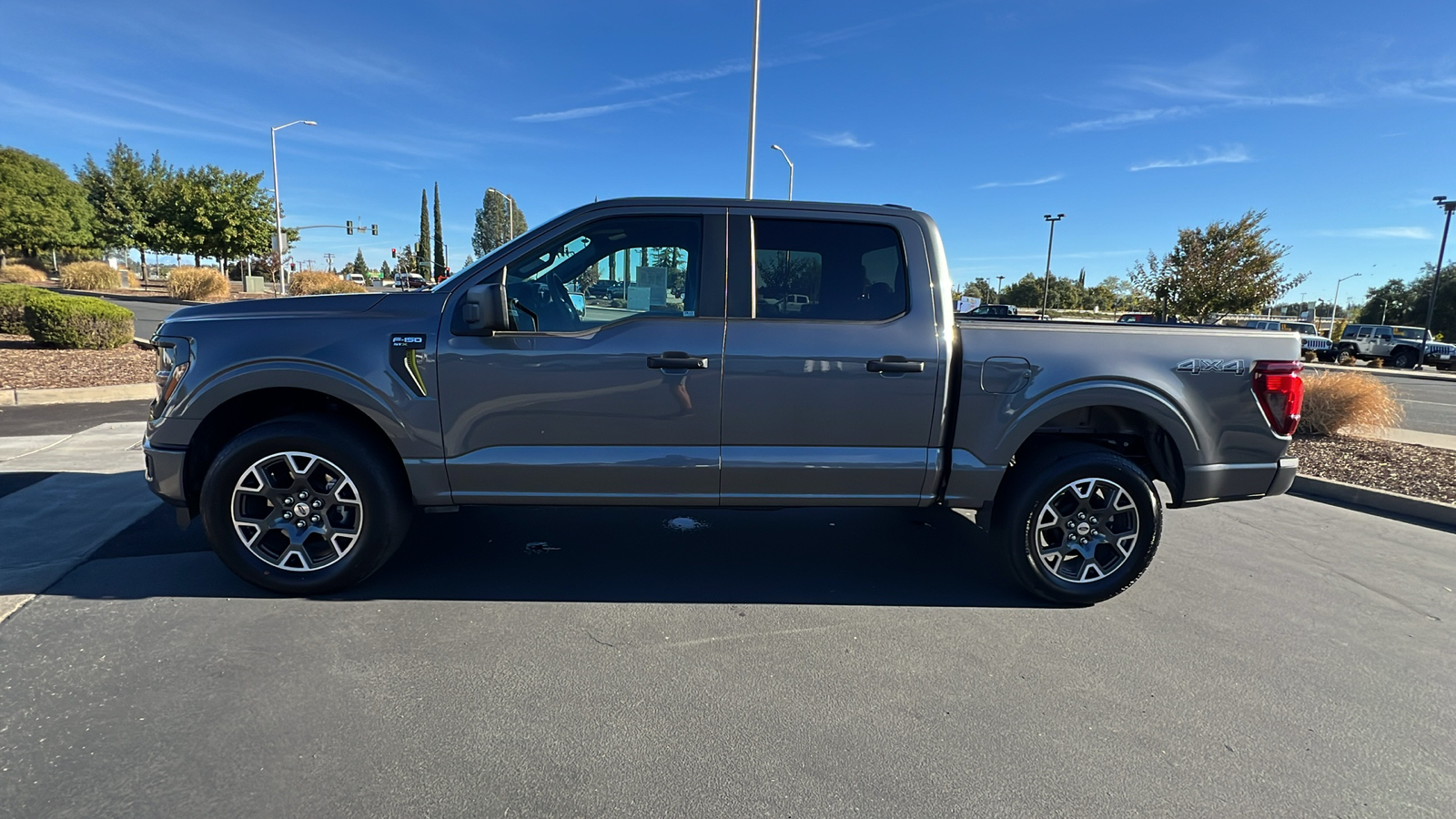 2024 Ford F-150 STX 8