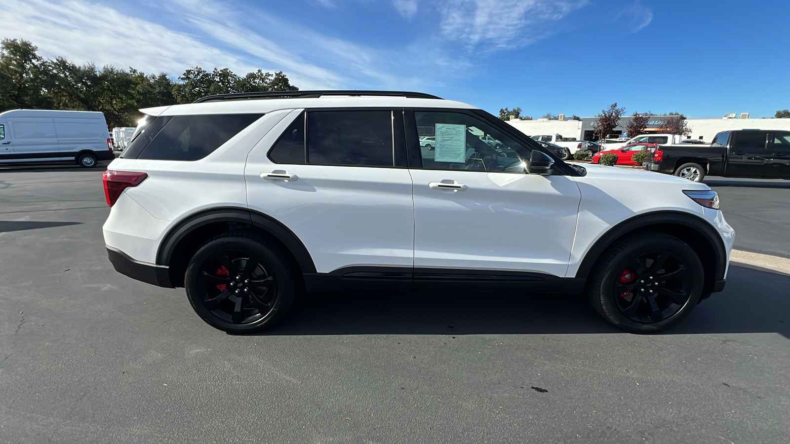 2020 Ford Explorer ST 3