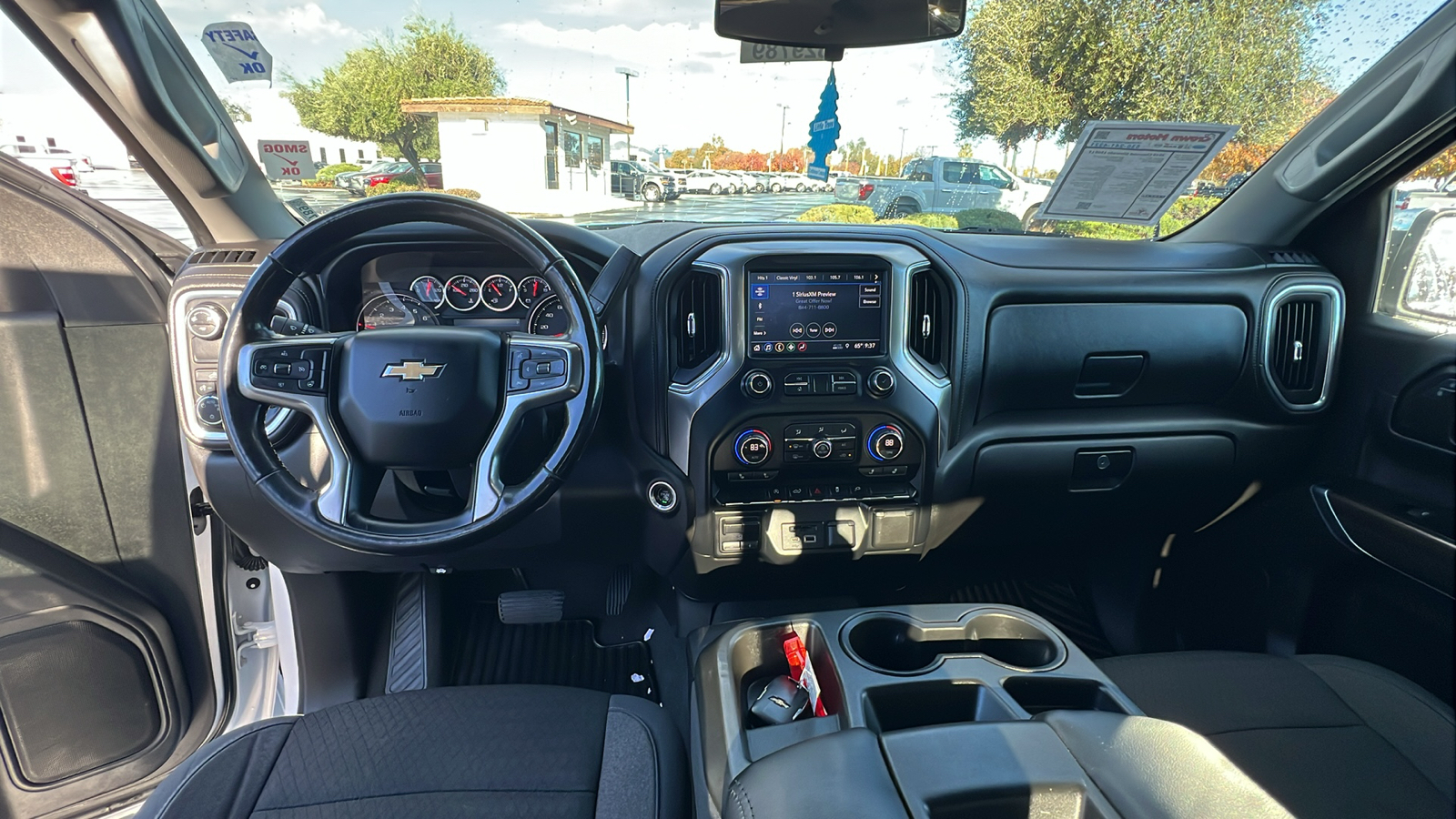 2019 Chevrolet Silverado 1500 LT 17