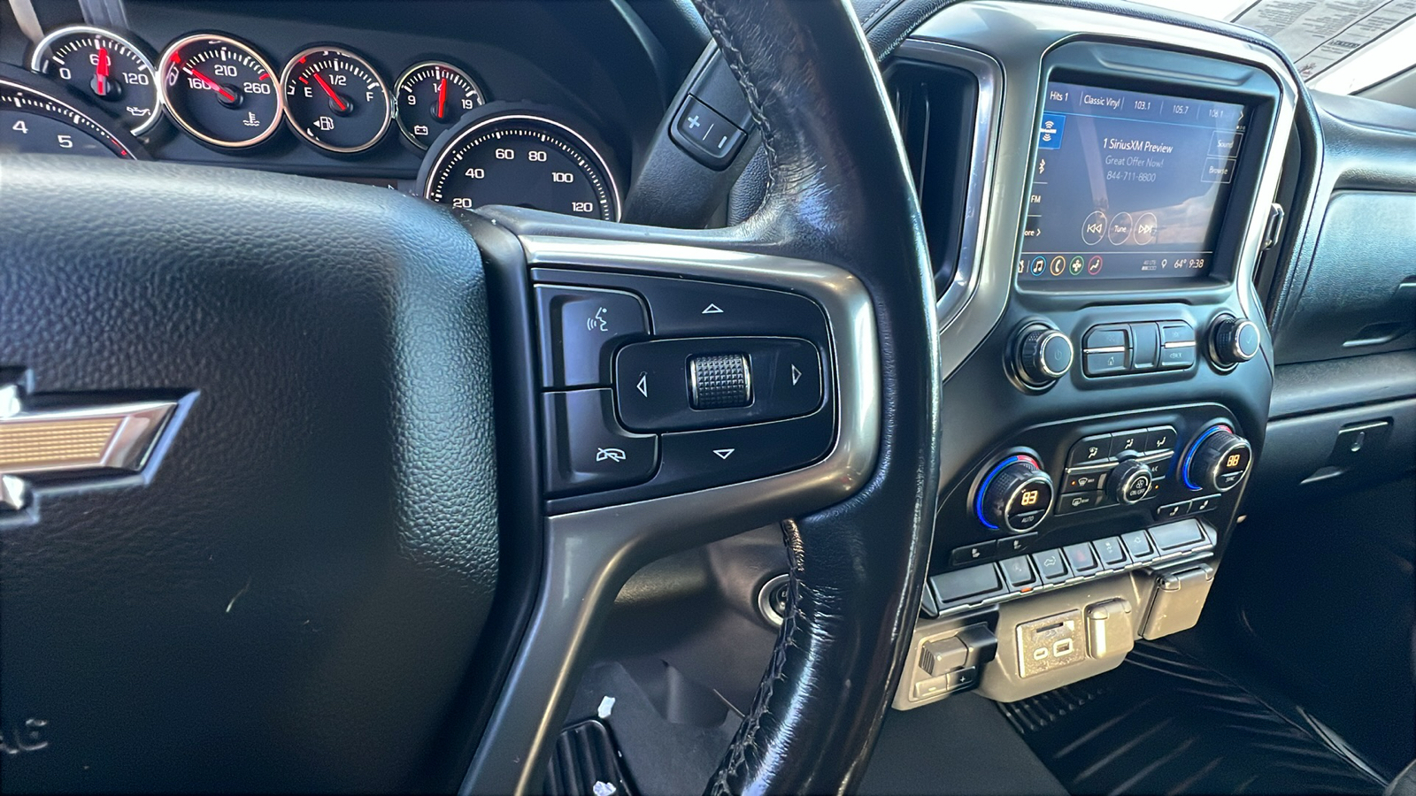 2019 Chevrolet Silverado 1500 LT 29