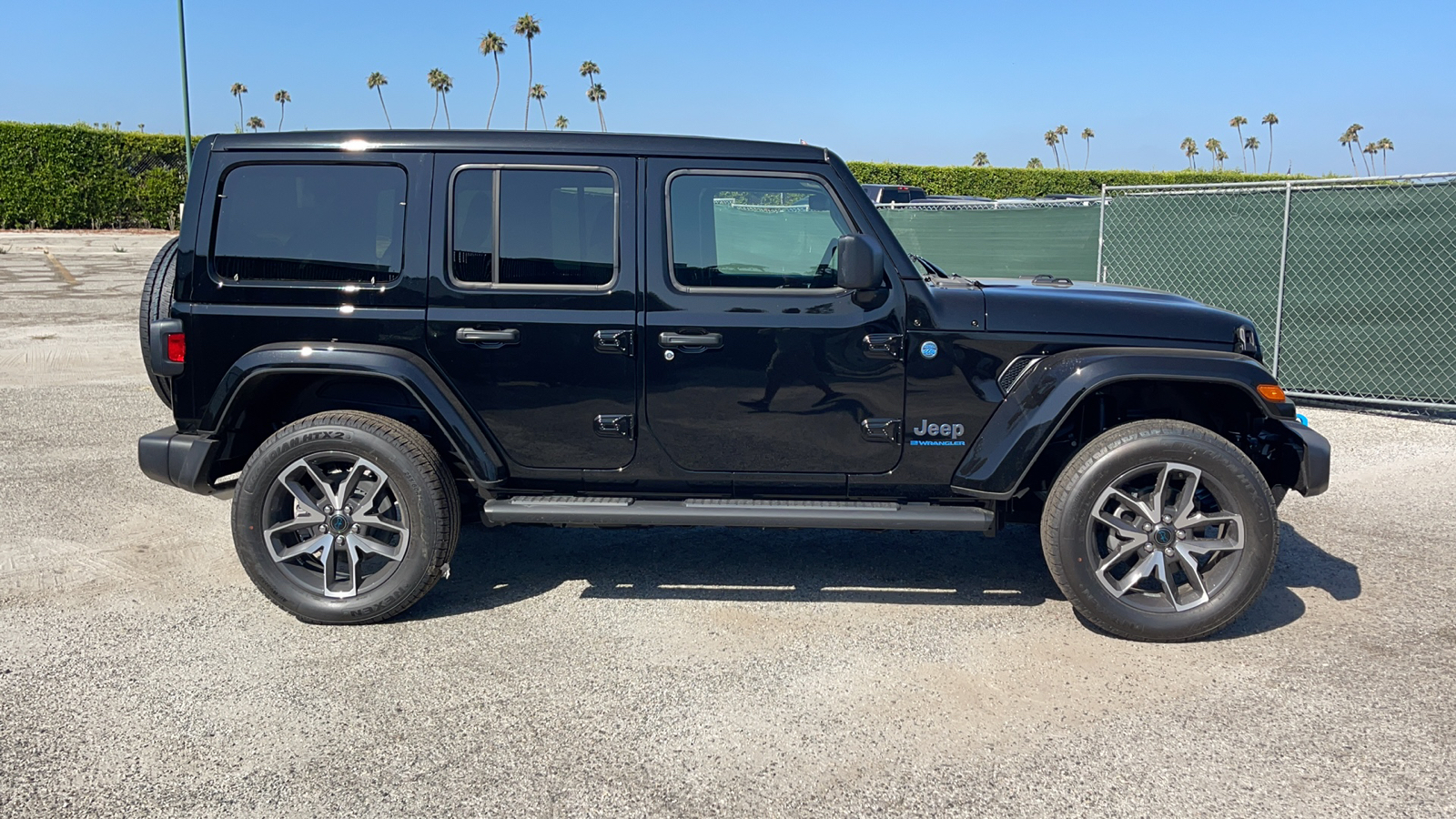 2024 Jeep Wrangler Sport S 4xe 3