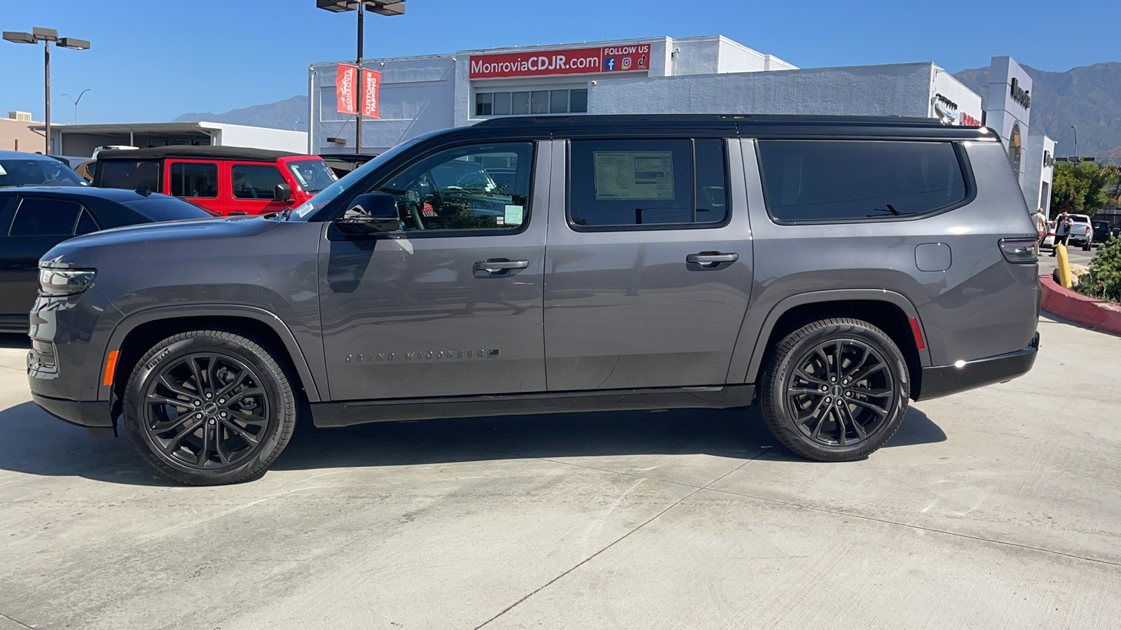 2024 Jeep Grand Wagoneer L Series II 7