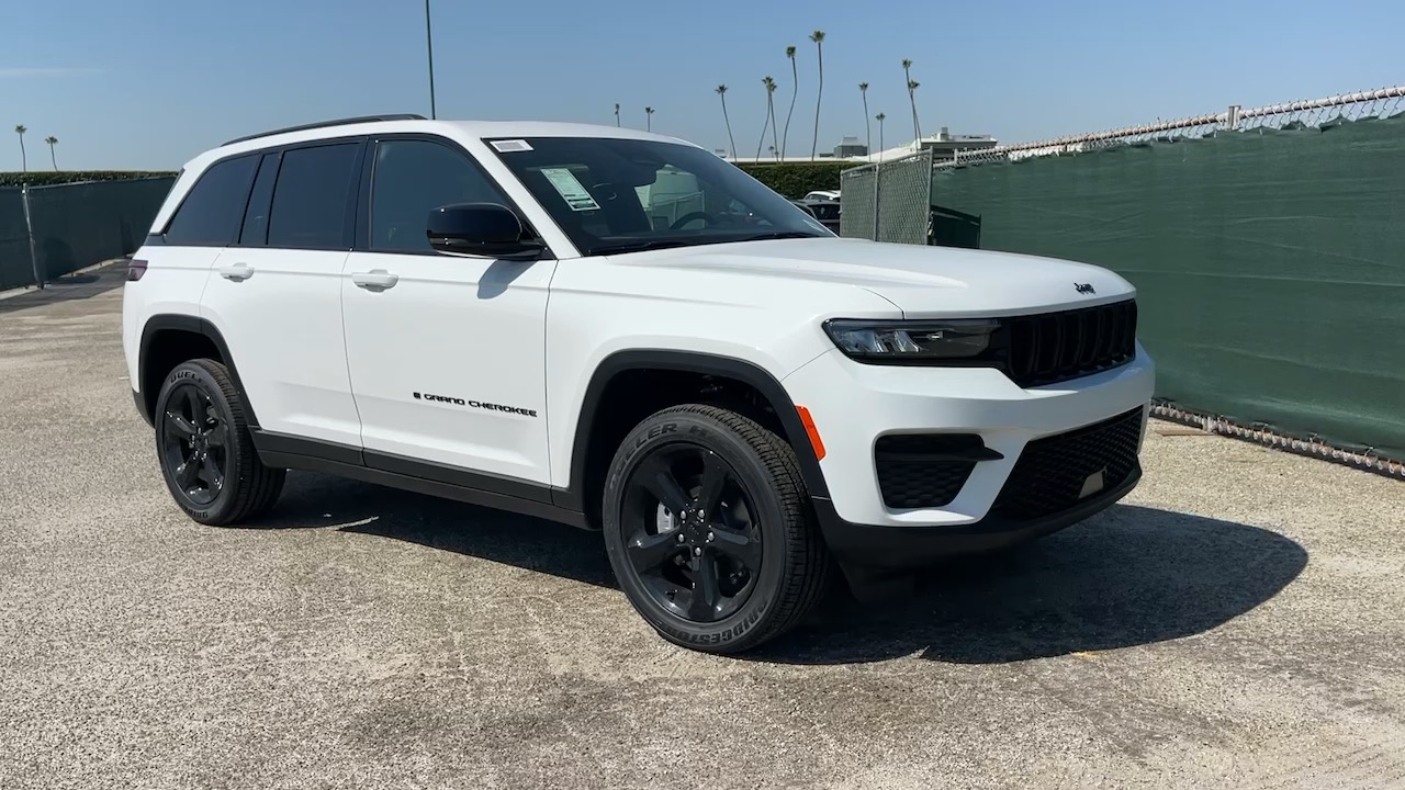 2024 Jeep Grand Cherokee Altitude X 1