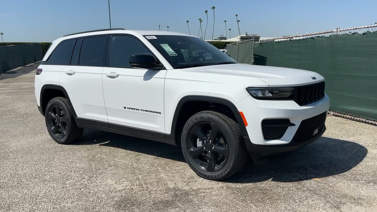 2024 Jeep Grand Cherokee Altitude X 2