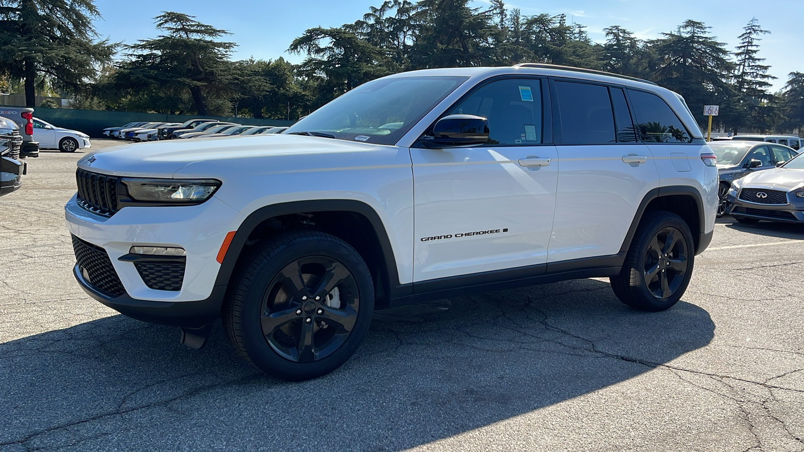 2024 Jeep Grand Cherokee Limited 8