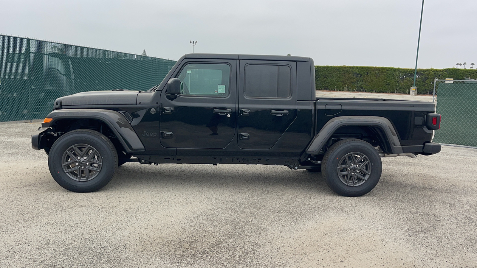 2024 Jeep Gladiator Sport S 7