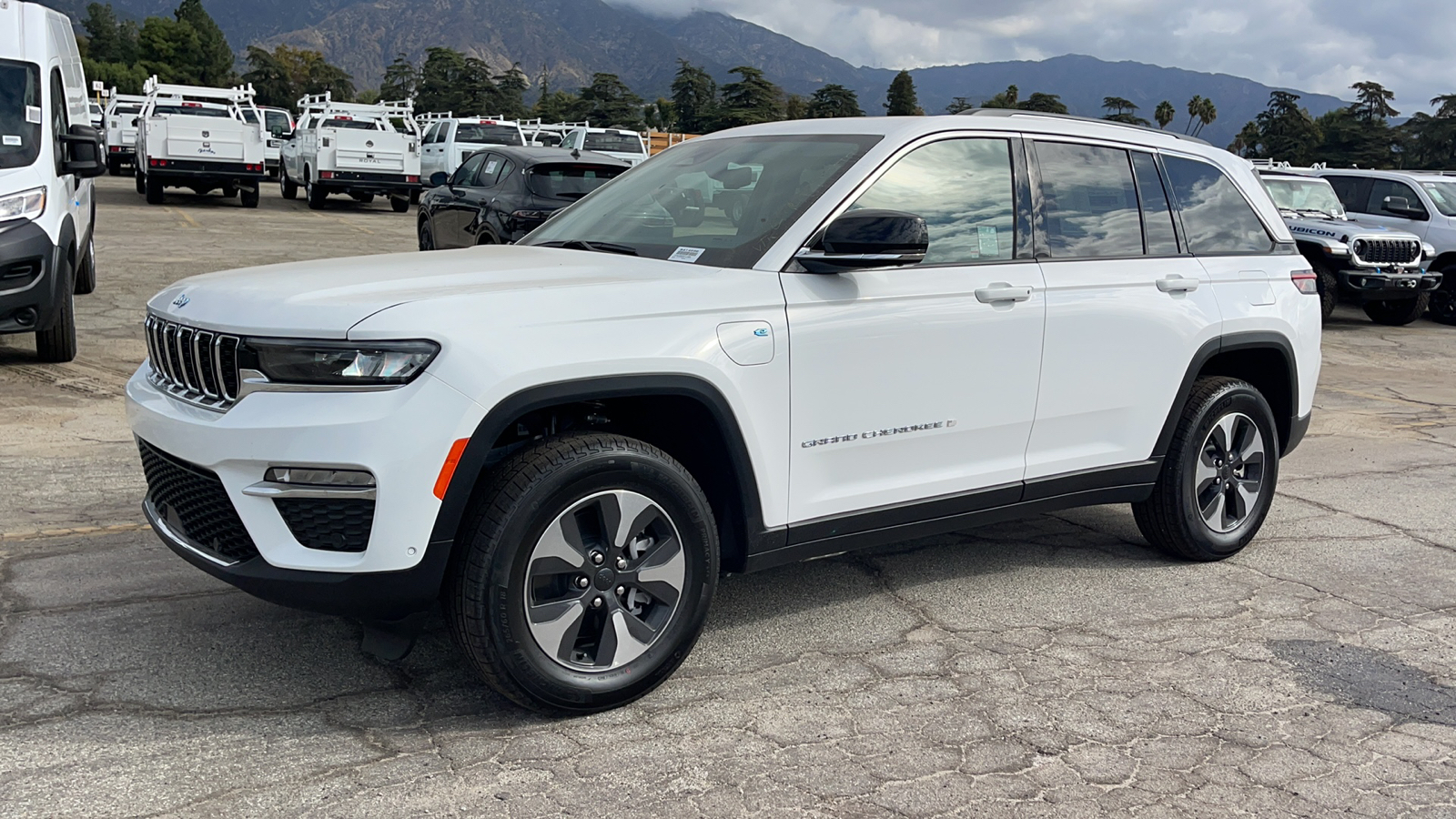 2024 Jeep Grand Cherokee 4xe 6