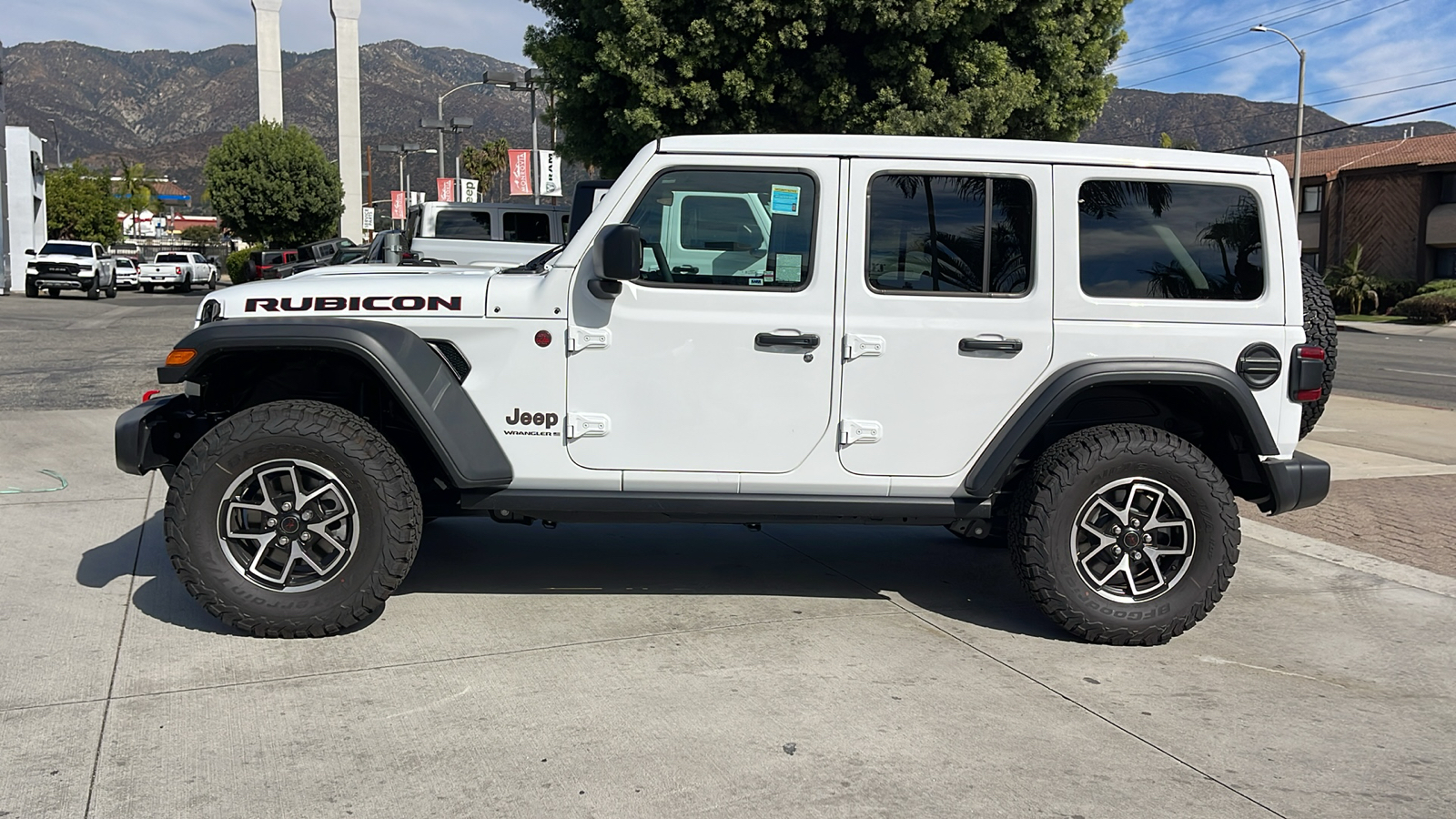 2024 Jeep Wrangler Rubicon 7