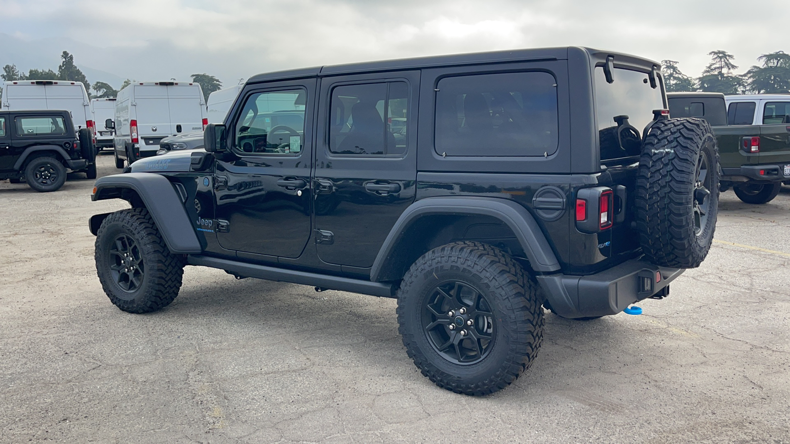 2024 Jeep Wrangler Willys 4xe 5