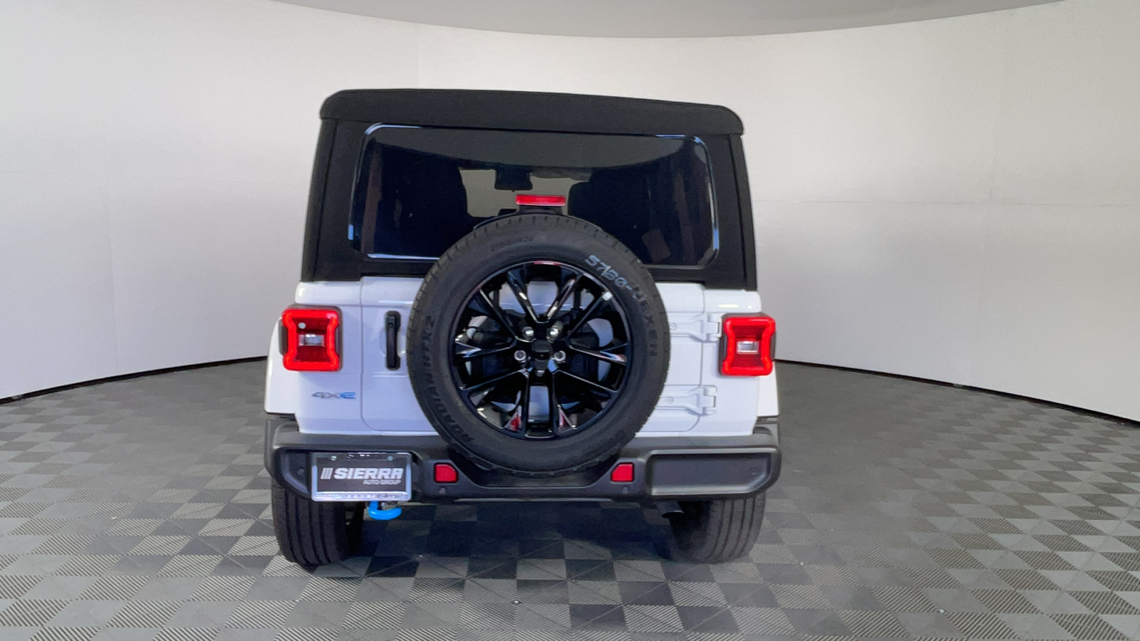 2024 Jeep Wrangler Sahara 4xe 5