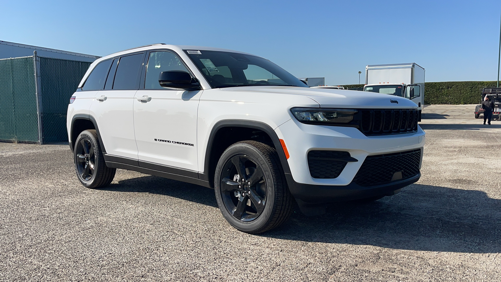 2024 Jeep Grand Cherokee Altitude X 2