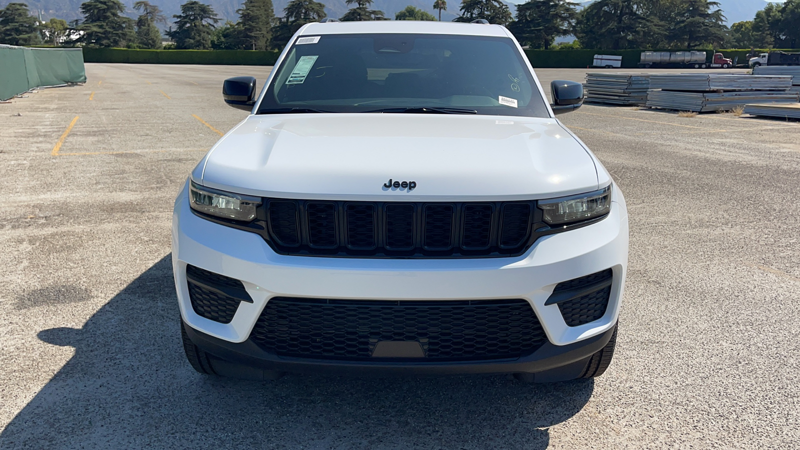 2024 Jeep Grand Cherokee Altitude X 9